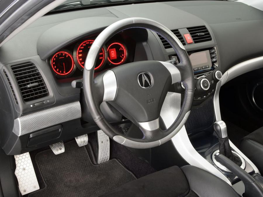 Торпедо Acura TSX A-Spec Concept 2005 года  (фото 4 из 14)